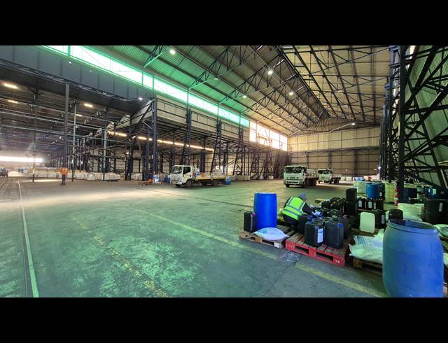 22,000M² FACTORY FOR SALE IN ANDERBOLT